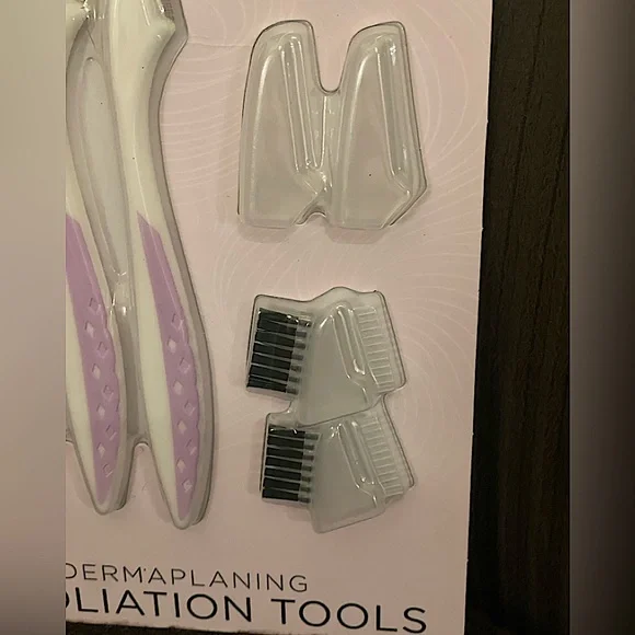 Dermaplaning Exfoliation Tools Set — Vivid Simply Beautiful - Picture 13 of 16